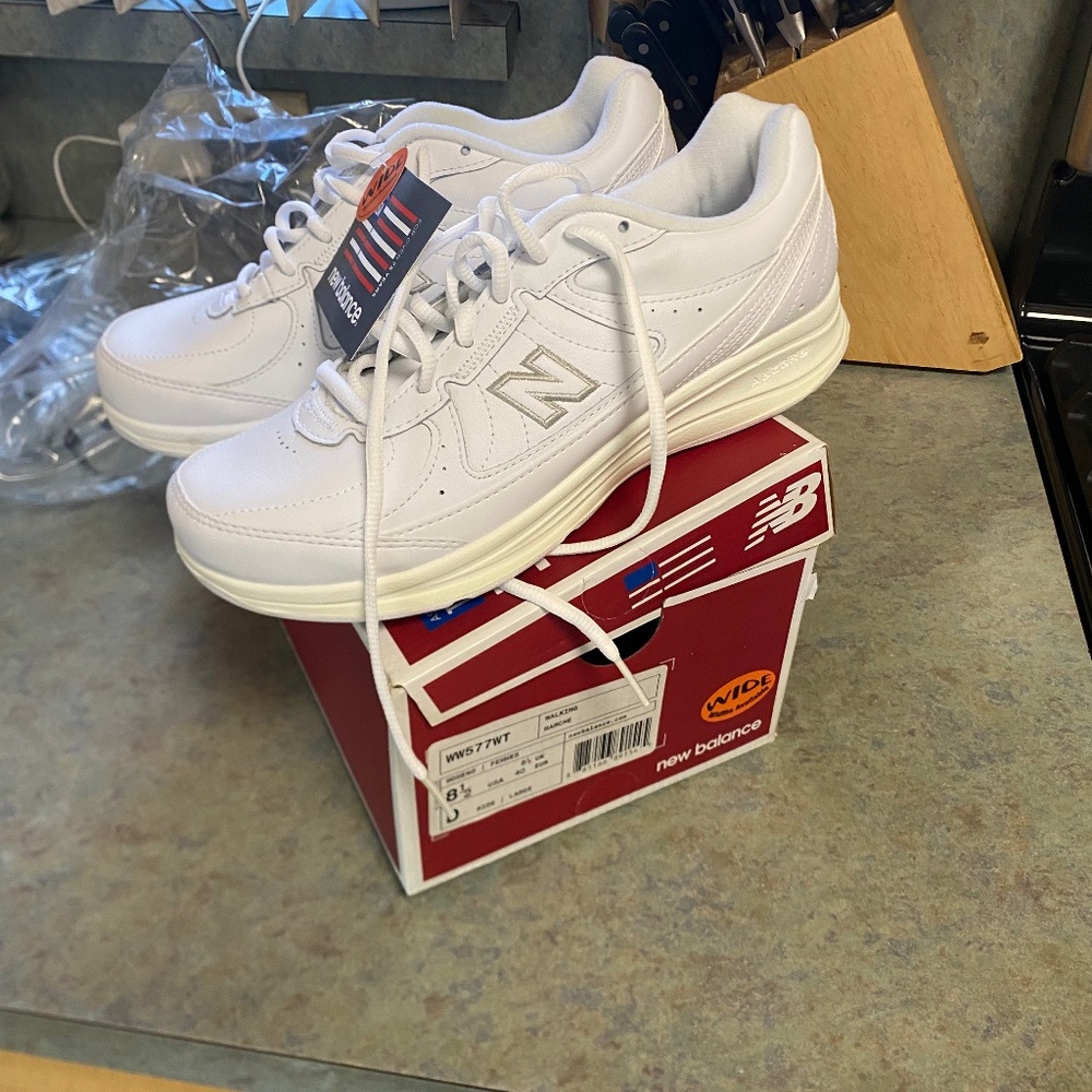 Women new balance shoes